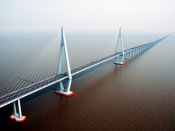 Top 10 Most Beautiful Highways in China- Hangzhou Bay Bridge